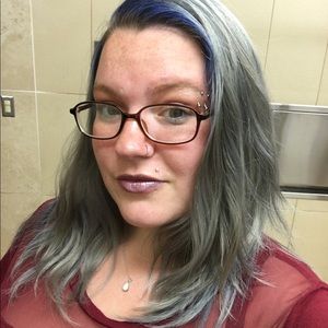 Meet your Posher, Rebbecca